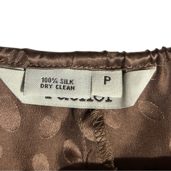 TUCKER 100% Silk Camisole Top Brown sz S Spaghetti Straps Subtle Oval Dot Print - Picture 8 of 8